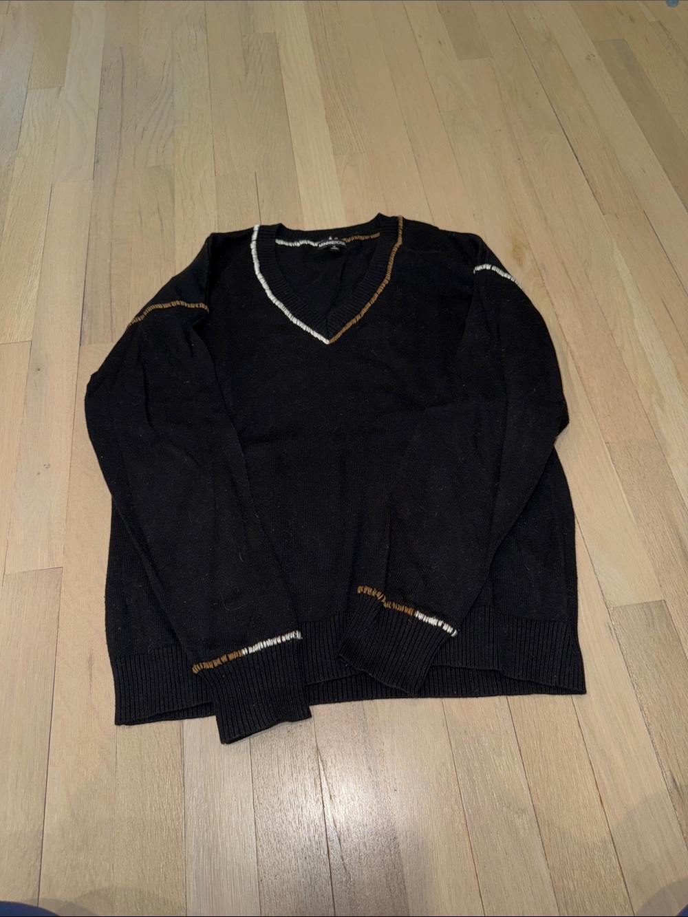 Minnie Rose V-Neck Sweater with Contrast Trim